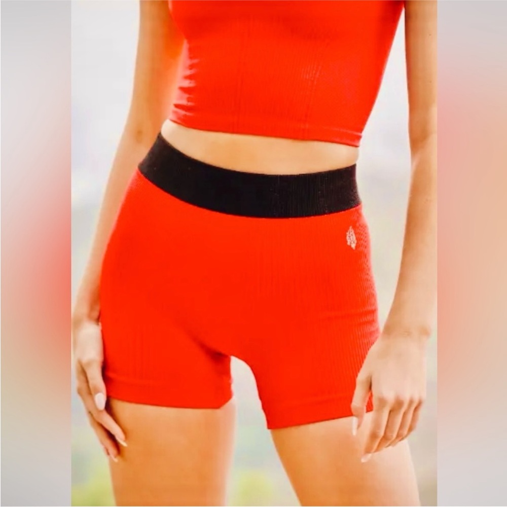 Free People Movement happiness runs red Bike Shorts Size XS/S